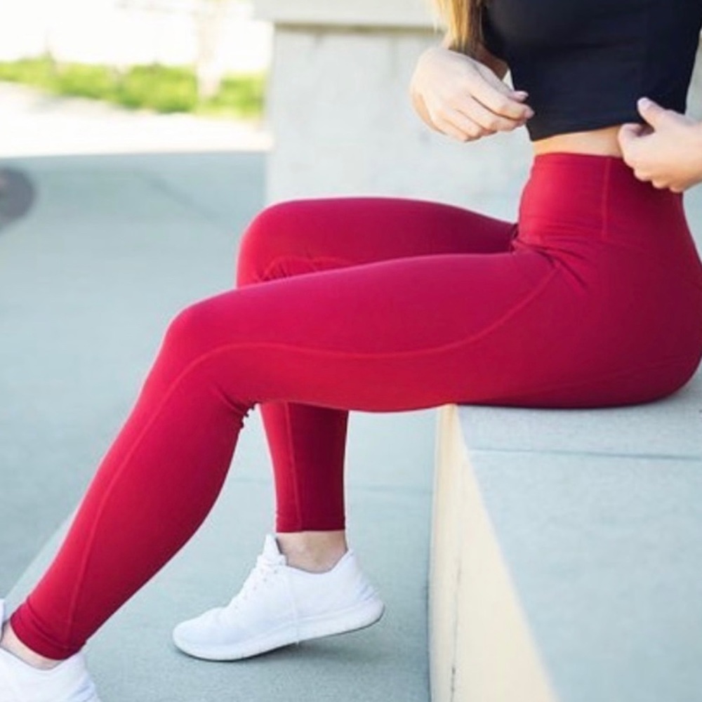P’tula The Nicole Leggings in Deep Red